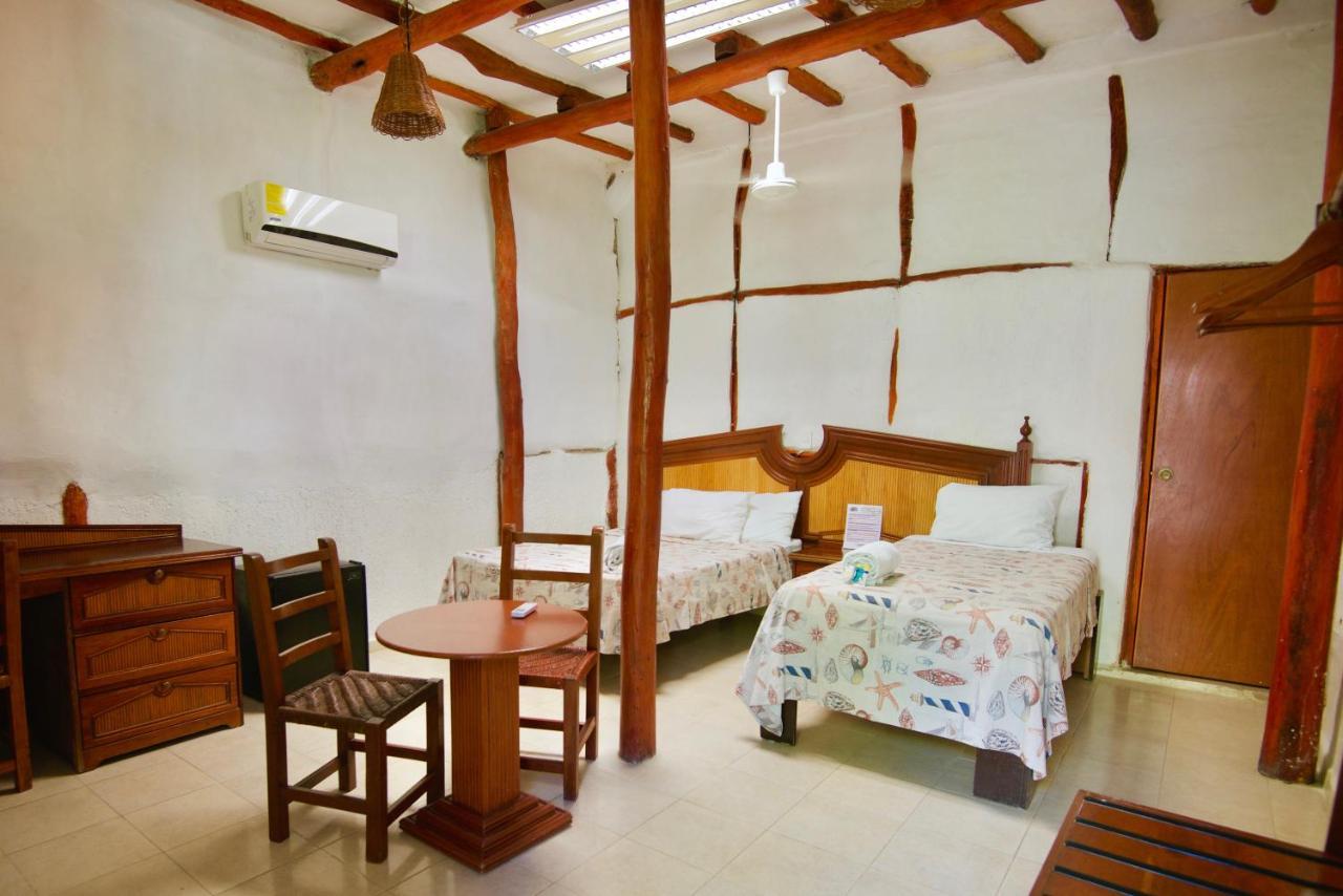 Golden Paradise Hostel Isla Holbox Dış mekan fotoğraf