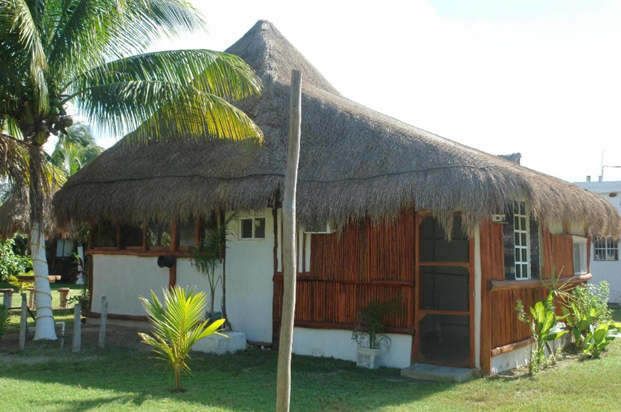 Golden Paradise Hostel Isla Holbox Dış mekan fotoğraf